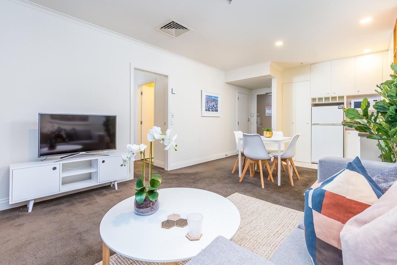 Lovely City Apartment! Views, Pool And Gym Auckland Bagian luar foto